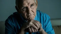 Vad ångrar 90-åringar mest? En psykolog listar de vanligaste svaren